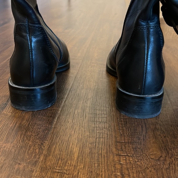 Ecco tall black leather boots in size 7.5 - Picture 3 of 4